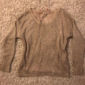 Beautiful sparkle top!